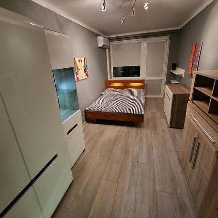 Luxury Aparments Klimatyzacja Z Prywatnym Parkingiem Lejlighed Radom Eksteriør billede